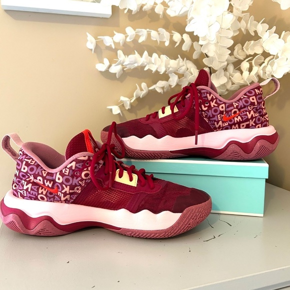 Nike Giannis Immortality 3 'Alphabet Bros' DZ7533-600 Red/Pink/Peach Men Size 7 - Picture 2 of 16